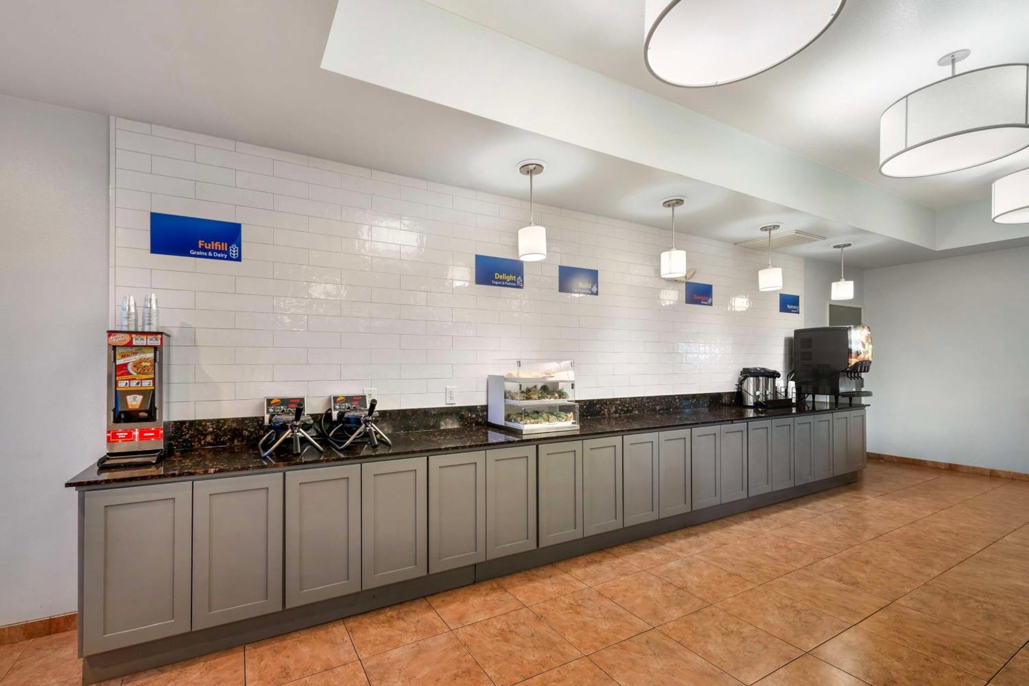 Best Western Crater Lake Highway White City/Medford Екстер'єр фото